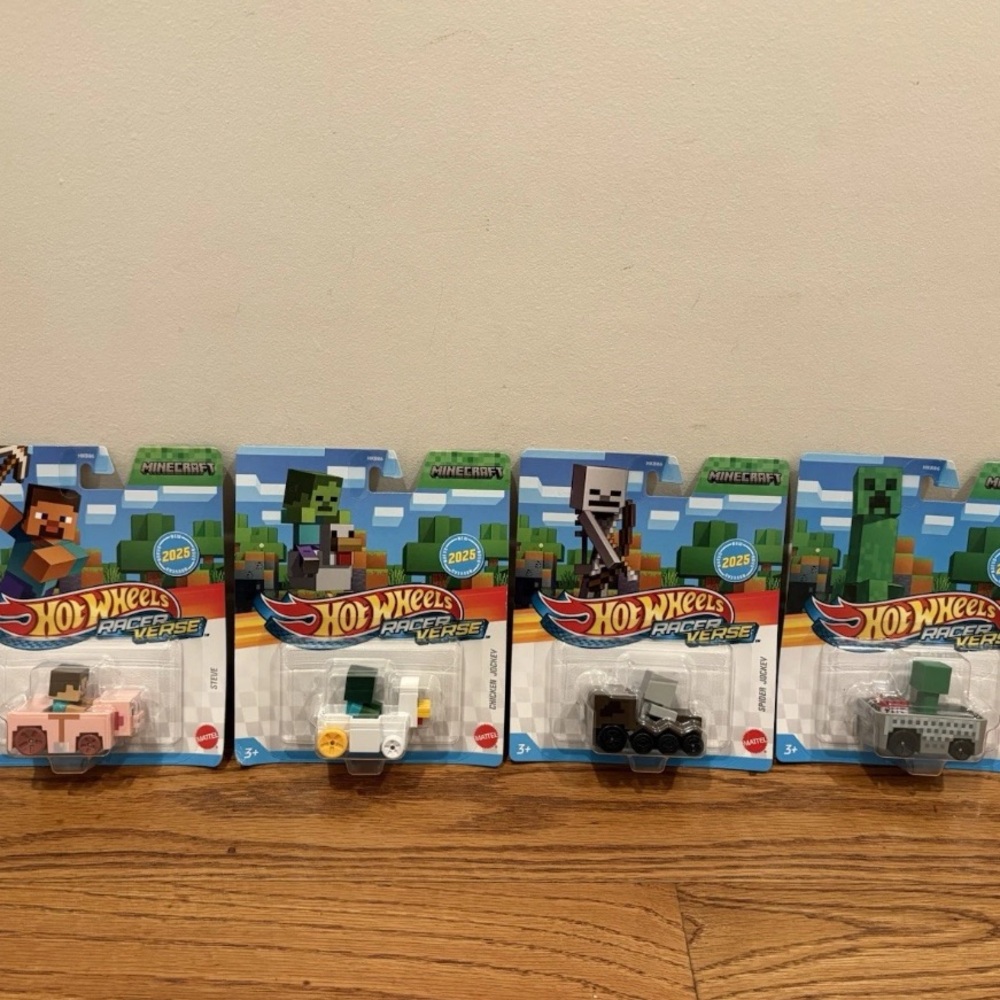 2025 Hot Wheels RacerVerse MINECRAFT *Lot Of 4* Complete Set Racer Verse NEW